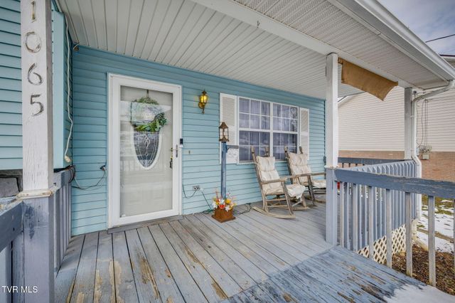 1065 Gray Station Road, Gray, TN 37615