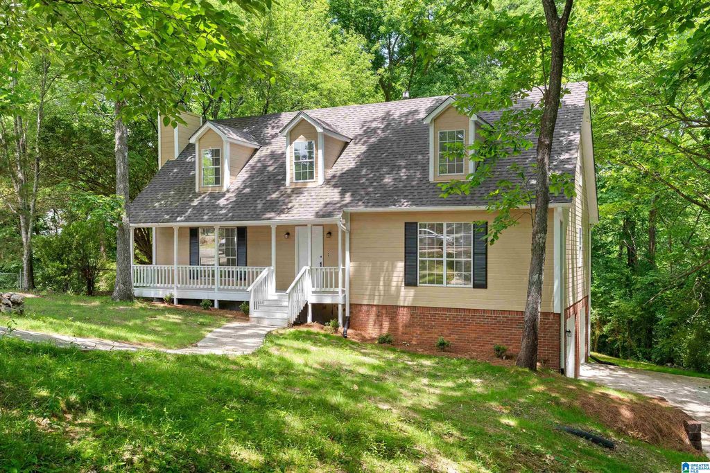 2592 DALY DRIVE, Birmingham, AL 35235