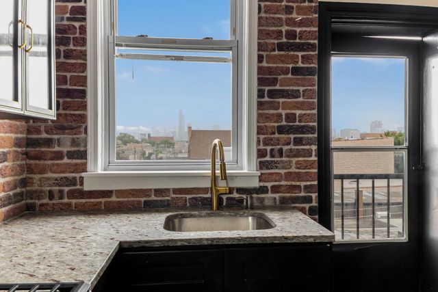 238 W 31ST Street 4W, Chicago, IL 60616