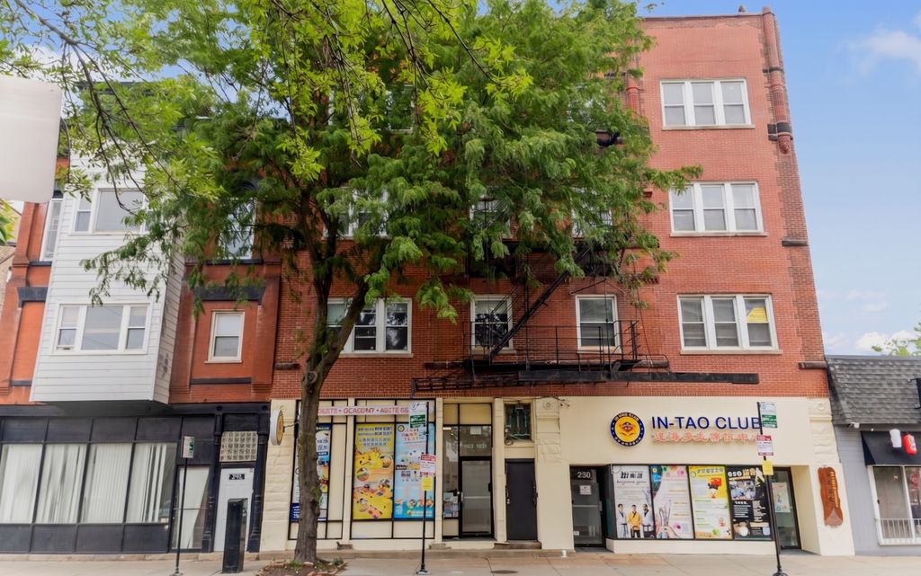 238 W 31ST Street 4W, Chicago, IL 60616