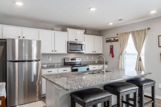 395 Jameson Lane, Newark, OH 43055