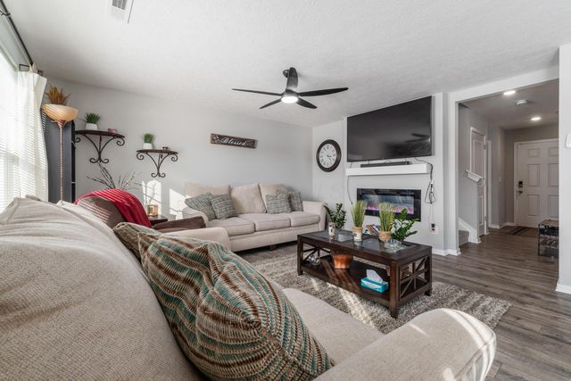 395 Jameson Lane, Newark, OH 43055