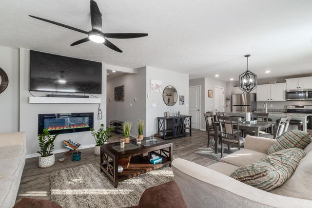 395 Jameson Lane, Newark, OH 43055