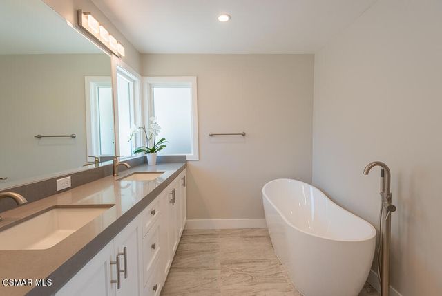 3708 Capstan Circle, Westlake Village, CA 91361