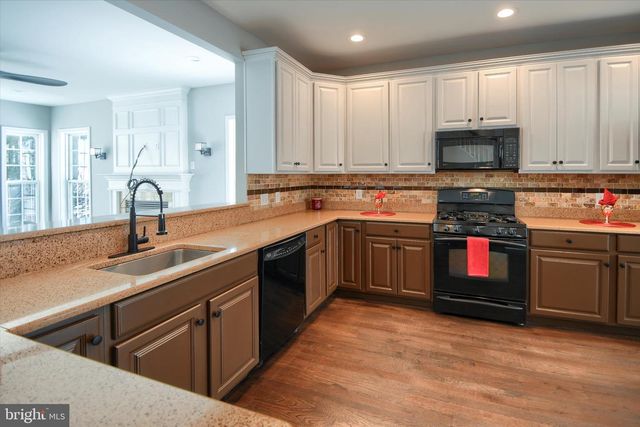 65 WILLIAMS DR, Fountainville, PA 18923