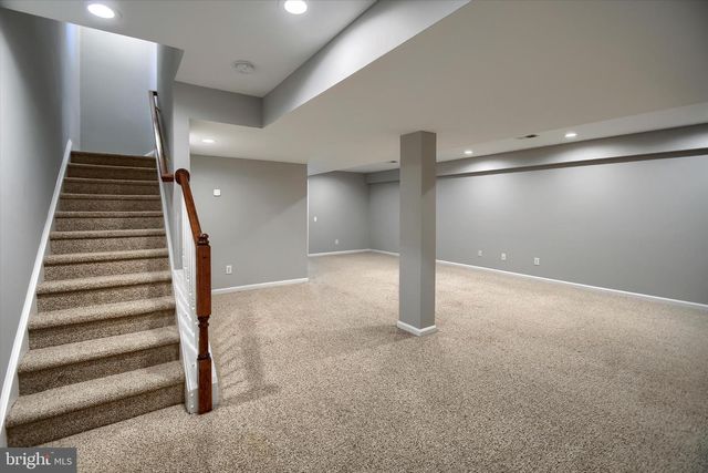 65 WILLIAMS DR, Fountainville, PA 18923