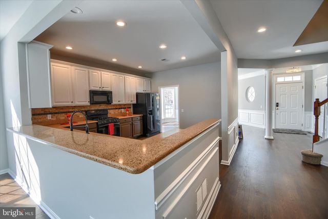 65 WILLIAMS DR, Fountainville, PA 18923