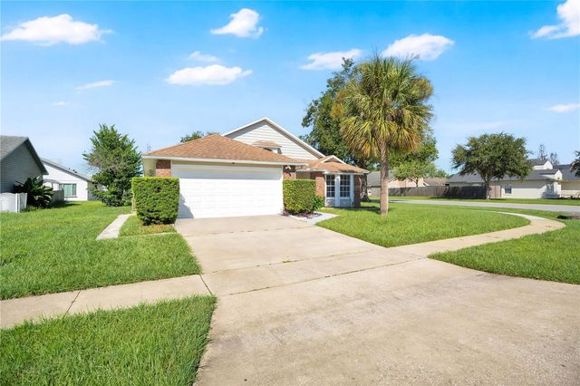 233 S ABERDEEN CIRCLE, Sanford, FL 32773