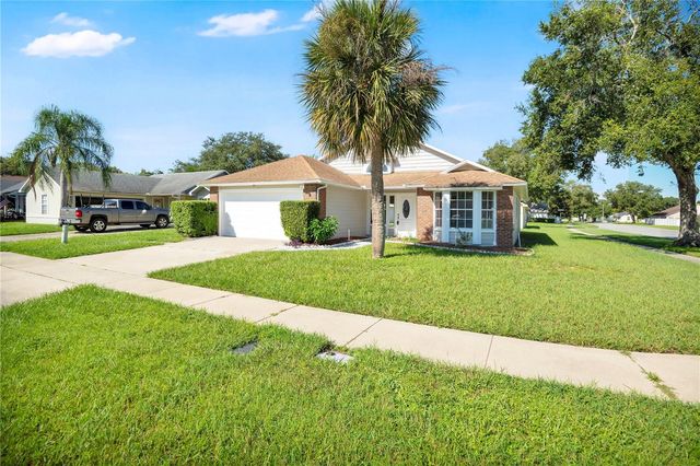 233 S ABERDEEN CIRCLE, Sanford, FL 32773