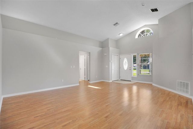 233 S ABERDEEN CIRCLE, Sanford, FL 32773