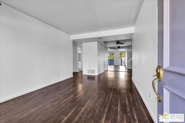 401 S El Cielo Road 157, Palm Springs, CA 92262