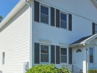 55 N Main St 2, Belchertown, MA 01007