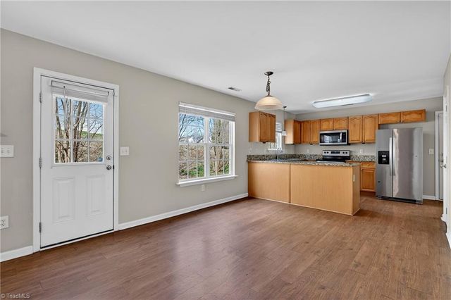 201 Harmon Ridge Lane, Kernersville, NC 27284