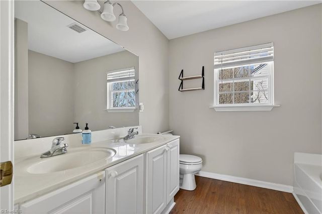 201 Harmon Ridge Lane, Kernersville, NC 27284