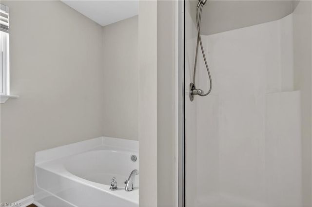 201 Harmon Ridge Lane, Kernersville, NC 27284