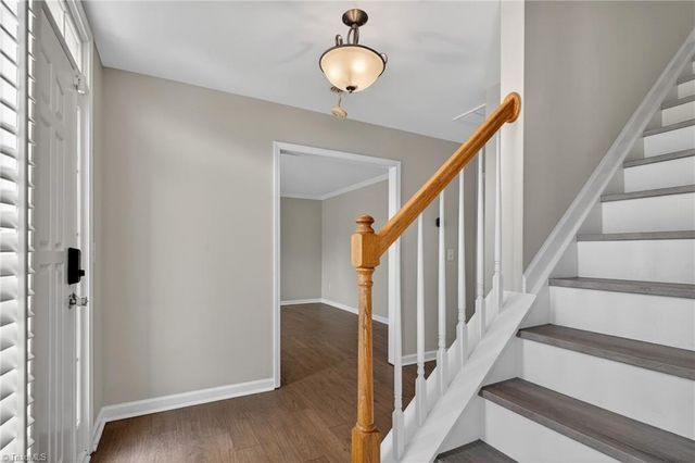 201 Harmon Ridge Lane, Kernersville, NC 27284