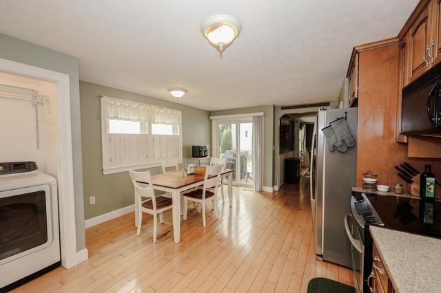 3 Tracey Avenue, Nashua, NH 03063