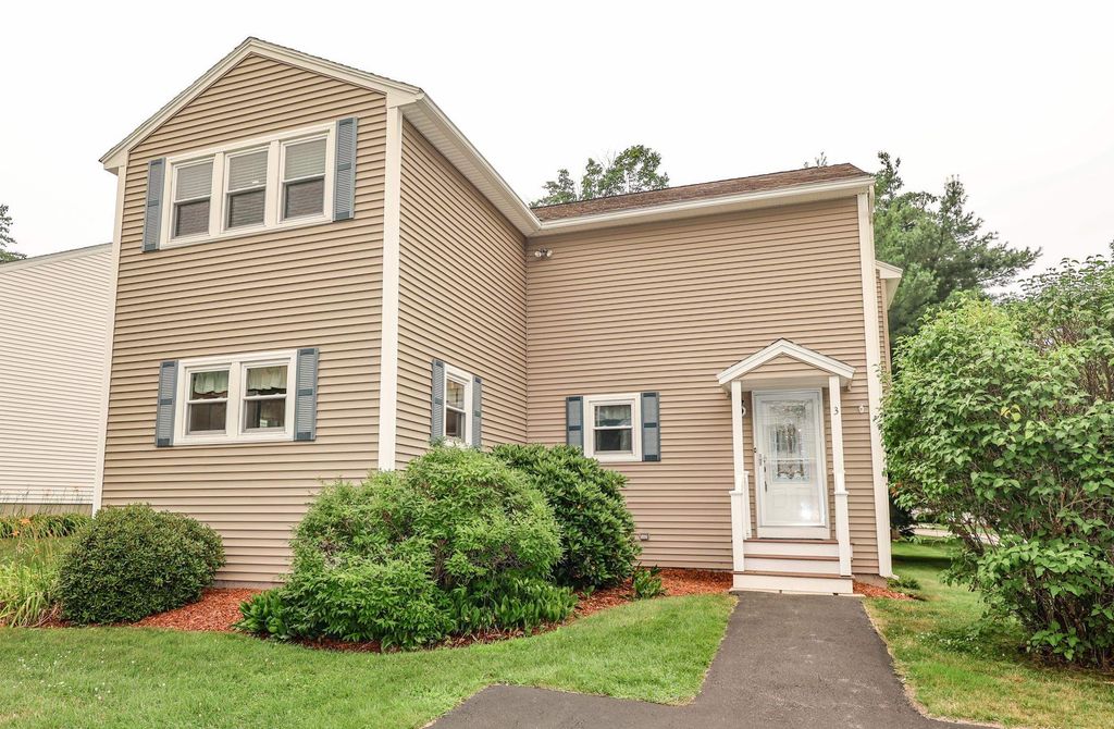 3 Tracey Avenue, Nashua, NH 03063