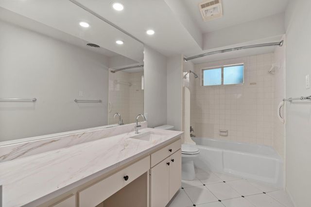 365 Piney Point Road, Houston, TX 77024