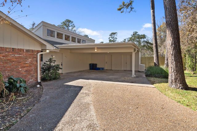 365 Piney Point Road, Houston, TX 77024