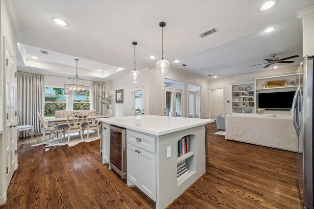 1514 Cheshire Lane, Houston, TX 77018