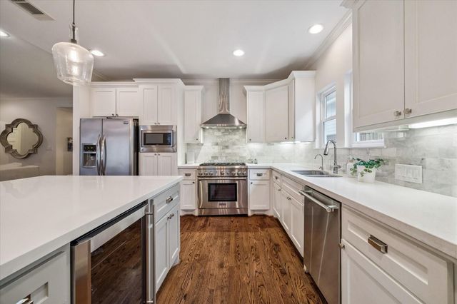 1514 Cheshire Lane, Houston, TX 77018