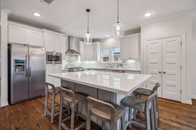 1514 Cheshire Lane, Houston, TX 77018