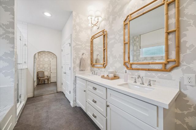 1514 Cheshire Lane, Houston, TX 77018
