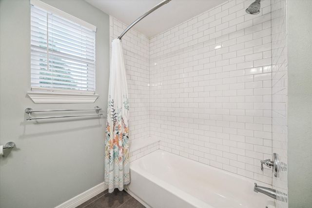 1514 Cheshire Lane, Houston, TX 77018