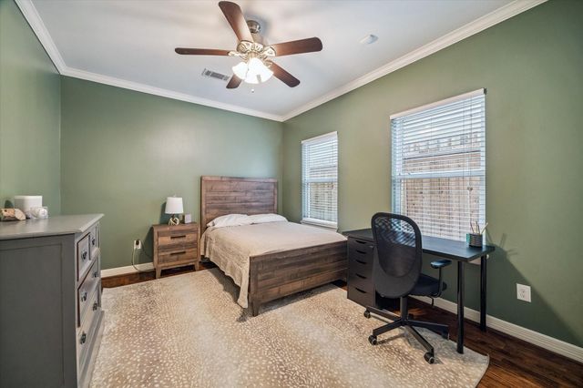 1514 Cheshire Lane, Houston, TX 77018