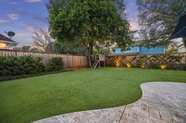 1514 Cheshire Lane, Houston, TX 77018