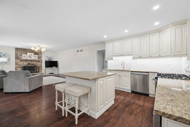 9100 170th Street, Orland Hills, IL 60487