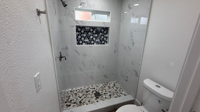 2329 Michael Circle, Hanford, CA 93230