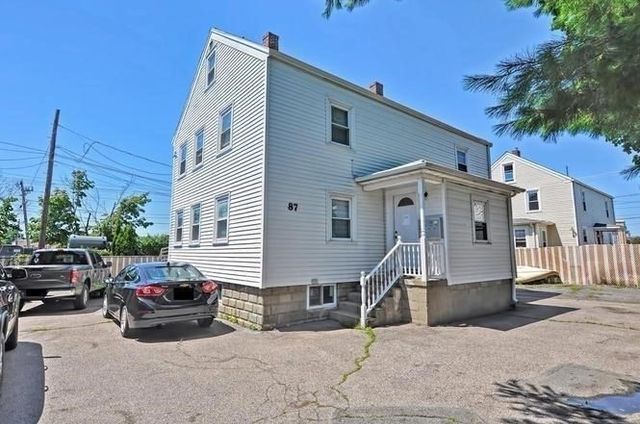 87R Madison St 2R, Malden, MA 02148