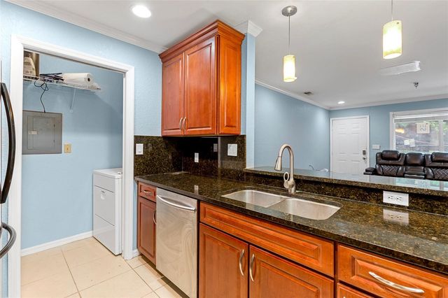 10265 GANDY BOULEVARD N 813, St Petersburg, FL 33702