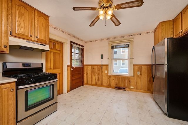 108 Parsons Street, Easthampton, MA 01027