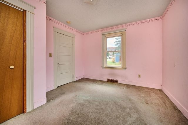 108 Parsons Street, Easthampton, MA 01027