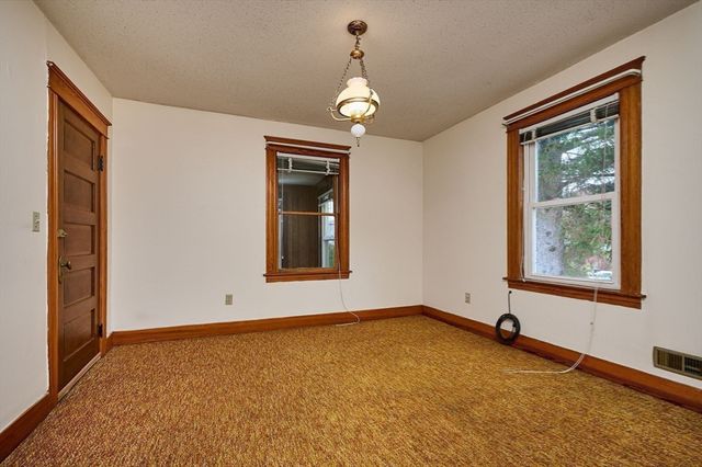 108 Parsons Street, Easthampton, MA 01027