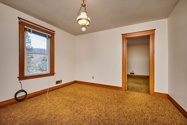 108 Parsons Street, Easthampton, MA 01027