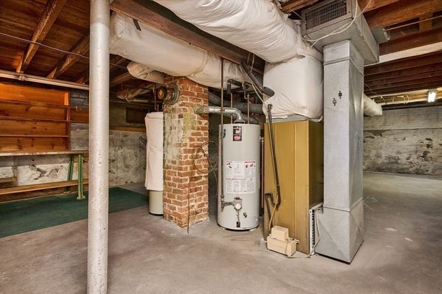 108 Parsons Street, Easthampton, MA 01027