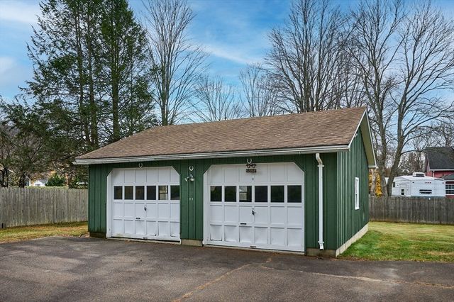 108 Parsons Street, Easthampton, MA 01027