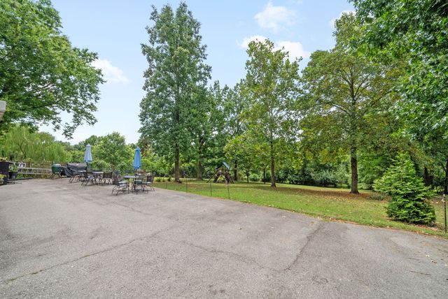 2610 Airpark Dr, Nashville, TN 37206