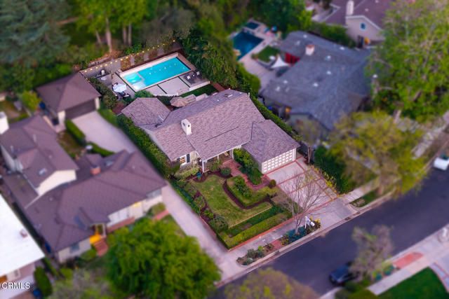 1480 Vista Lane, Pasadena, CA 91103