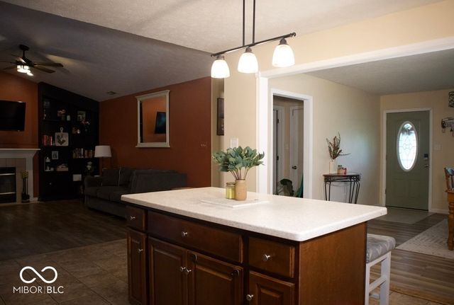 7818 Jaclyn Drive, Indianapolis, IN 46237