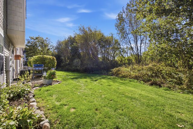 11020 Cape Cod Lane, Huntley, IL 60142