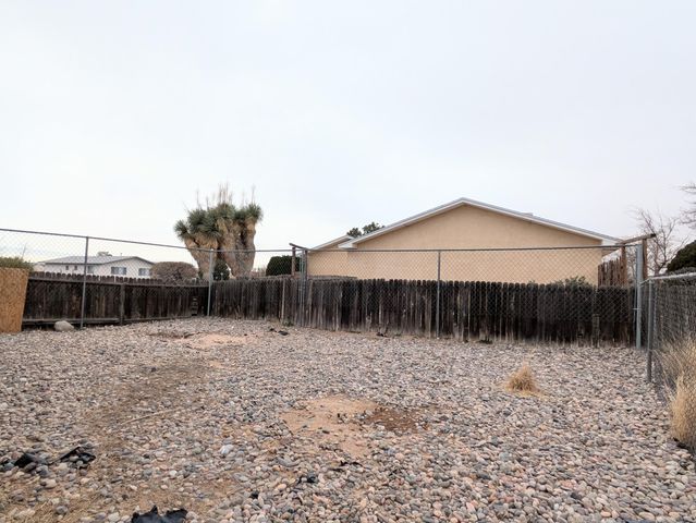 307 Cabeza Negra Drive SE, Rio Rancho, NM 87124