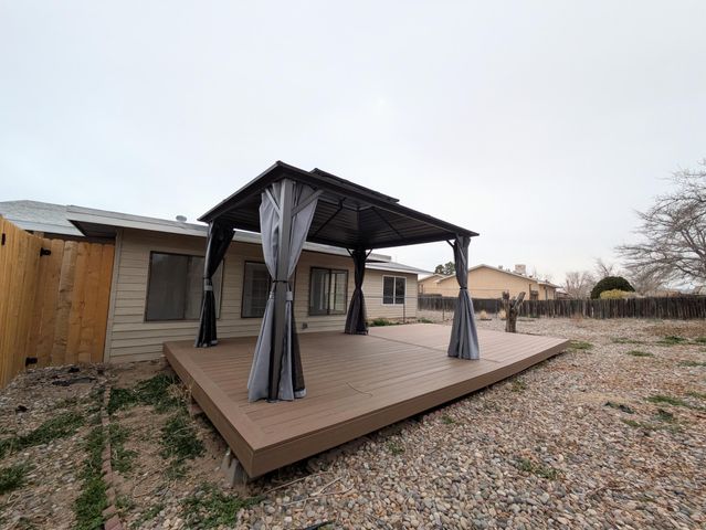 307 Cabeza Negra Drive SE, Rio Rancho, NM 87124