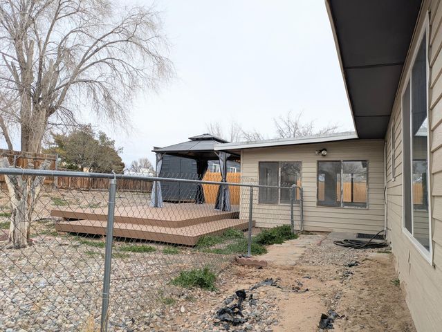 307 Cabeza Negra Drive SE, Rio Rancho, NM 87124