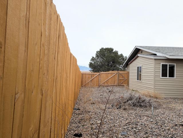 307 Cabeza Negra Drive SE, Rio Rancho, NM 87124