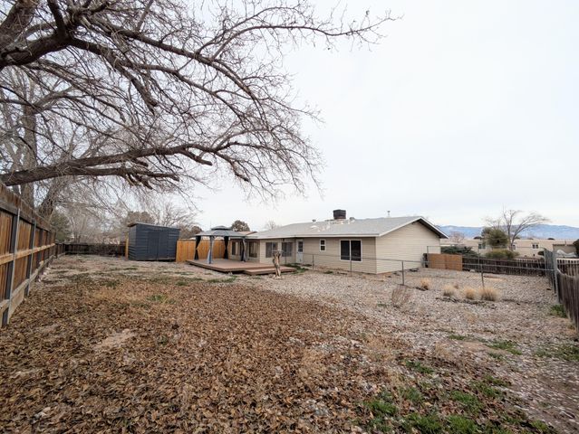 307 Cabeza Negra Drive SE, Rio Rancho, NM 87124